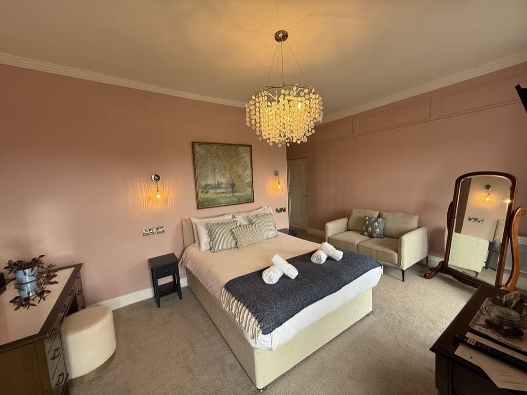 Honeymoon Double Room, Ensuite, Courtyard View | Free WiFi