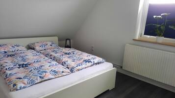 2 bedrooms, iron/ironing board, travel crib, WiFi