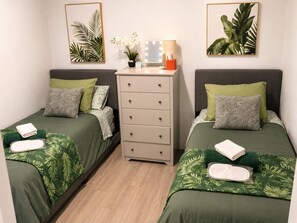 Desk, iron/ironing board, travel cot, WiFi