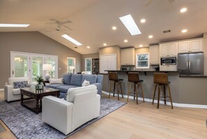 House, Multiple Beds, Patio, Golf View (170 Ocean Creek) | Living area - 170 Ocean Creek (Fripp Island)