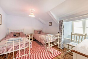 2 bedrooms, free WiFi, bed sheets