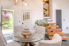 Interior - 2 Bed in Kelly (oc-k29333) (Kelly)