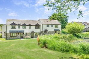 Exterior - 2 Bed in Woolacombe (oc-s29499) (Woolacombe)