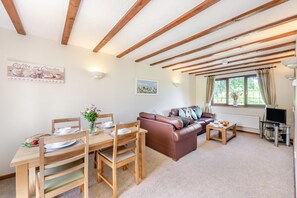 TV - 2 Bed in Woolacombe (oc-s29499) (Woolacombe)
