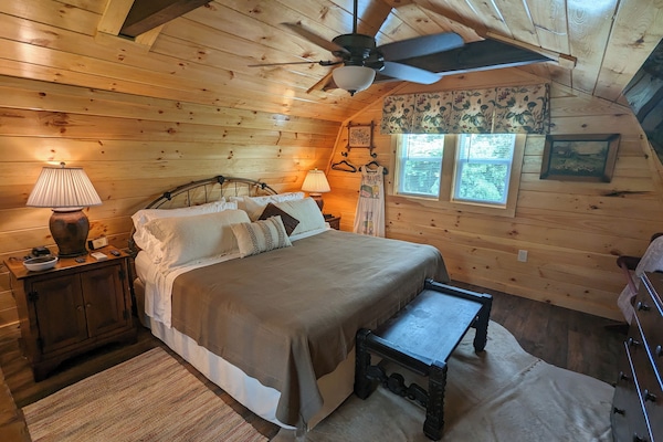 1 soveværelse, skrivebord, gratis Wi-Fi, sengetøj