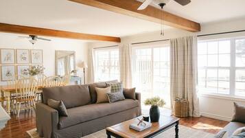 TV connectée, cheminée