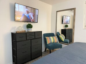 3 dormitorios, tabla de planchar con plancha, cuna de viaje y wifi