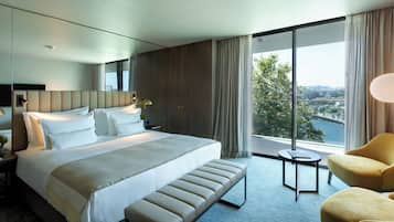 Family Suite | 1 bedroom, minibar, in-room safe, desk