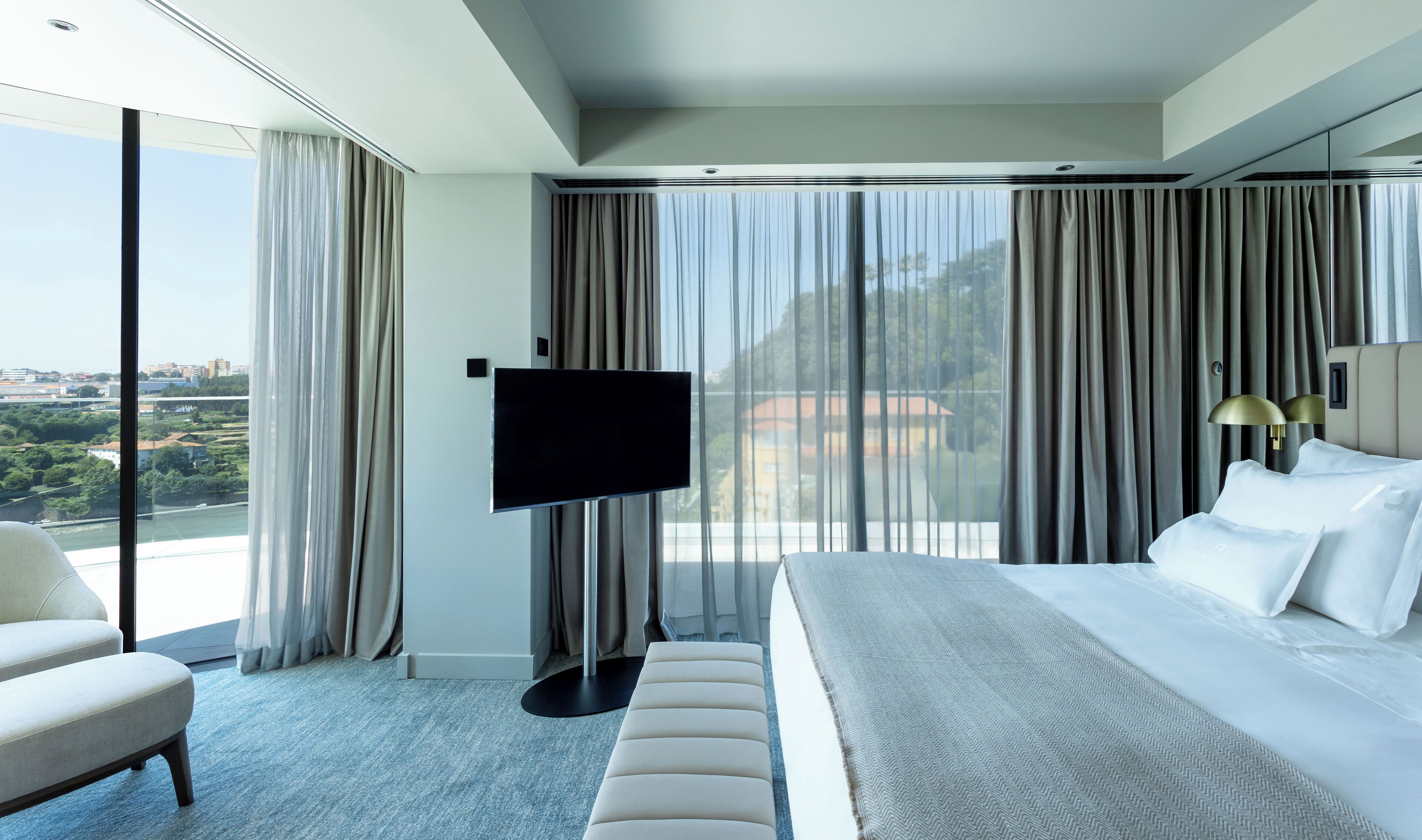 Penthouse, Flussblick (Suite)