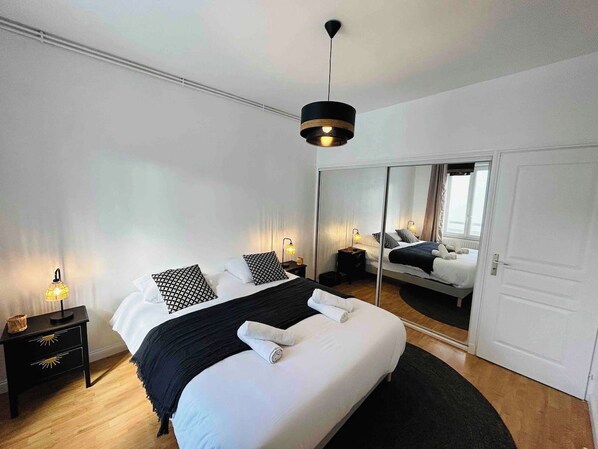 1 bedroom, WiFi, bed sheets - La Suite Gambetta | Centre-ville | Cathédrale (Reims)