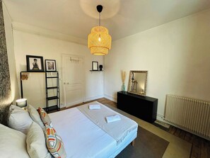 1 bedroom, iron/ironing board, WiFi, bed sheets - 12 Ruinart · Le Prestigieux Ruinart | Centre-Ville (Reims)