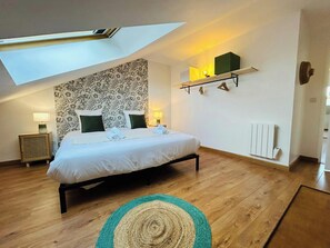 2 quartos, escrivaninha, Wi-Fi, roupa de cama