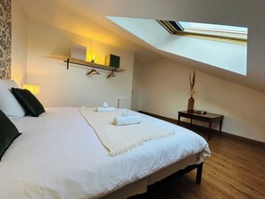 2 Schlafzimmer, Schreibtisch, WLAN, Bettwäsche