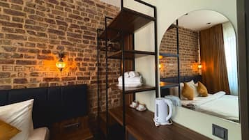 Minibar, desk, laptop workspace, blackout curtains