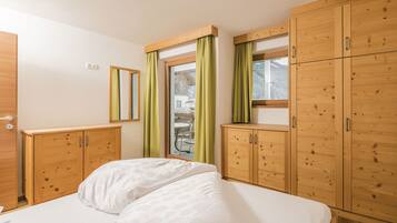 2 Schlafzimmer, Bügeleisen/Bügelbrett, WLAN, Bettwäsche