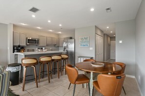 Condo, 1 King Bed with Sofa bed, Patio (5 Springtide Villa) | Dining - 5 Springtide Villa With Resort Passes (Fripp Island)