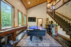 Spielezimmer