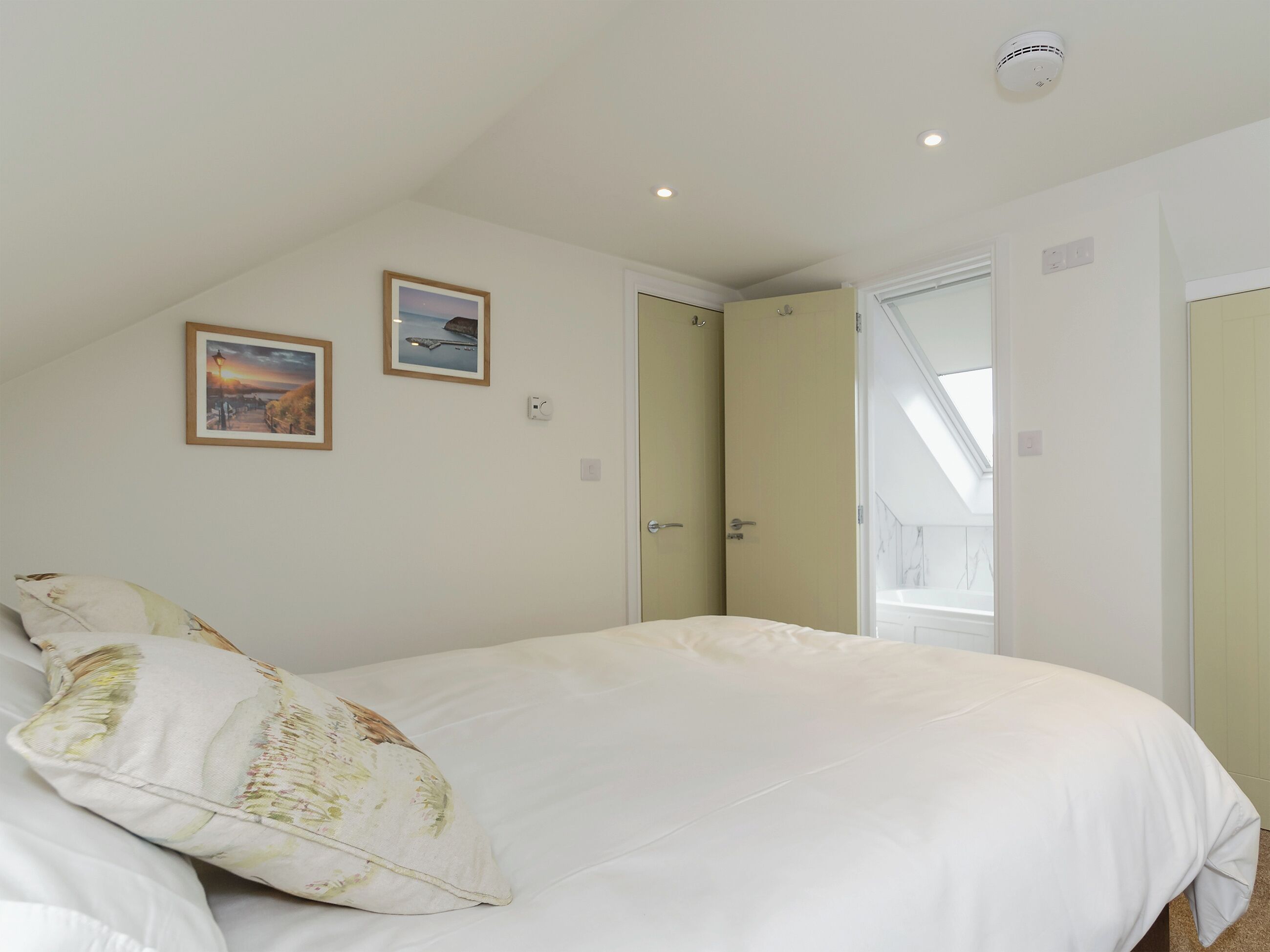 2 chambres, Wi-Fi gratuit, draps fournis