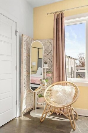 3 habitaciones, tabla de planchar con plancha y wifi gratis 