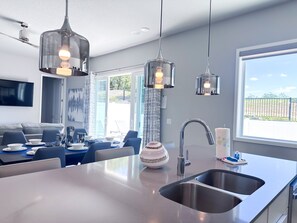 Dining - RR7740SRD -  Reunion Resort - Brand new condo - 6 guests (Kissimmee)