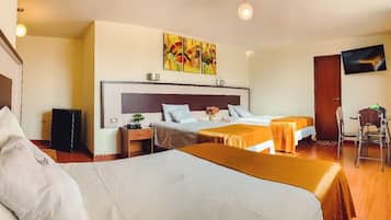 1 Schlafzimmer, Schreibtisch, laptopgeeigneter Arbeitsplatz