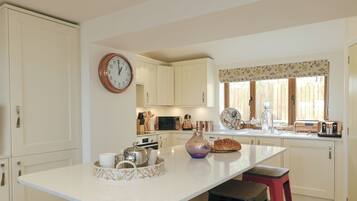 Dishwasher, highchair