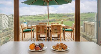 2 bedroom accommodation in Grinkle, near Staithes