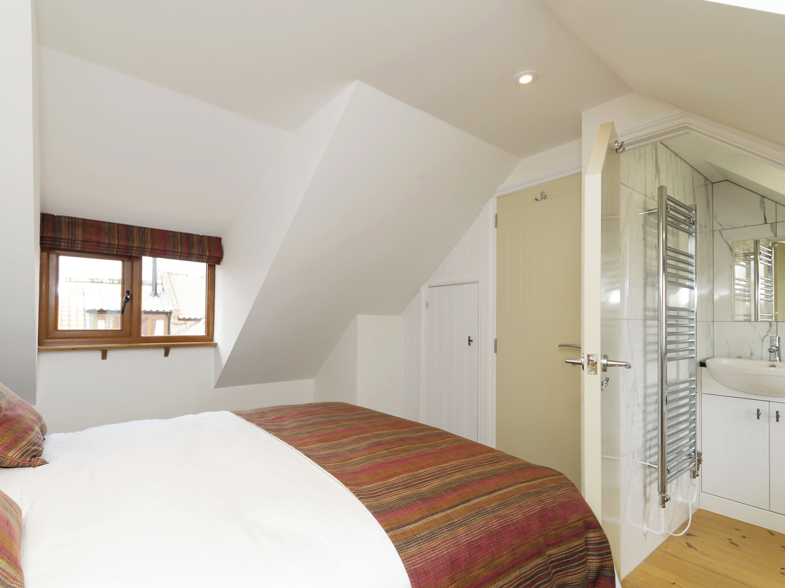 2 chambres, Wi-Fi gratuit, draps fournis