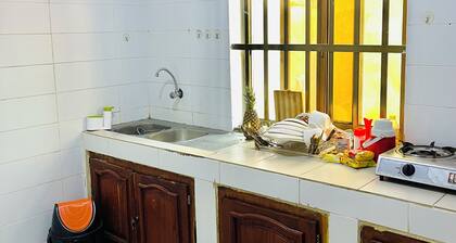 A cozy & serene stay in Cotonou, Benin. Close proximity to alot of places.