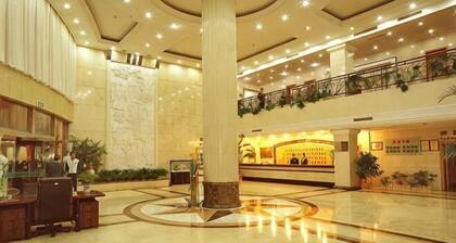 International Academic Exchange Center of Shandong University of Technology Hotel