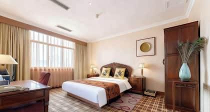 International Academic Exchange Center of Shandong University of Technology Hotel