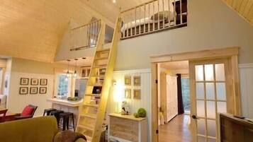 TV, fireplace, DVD player