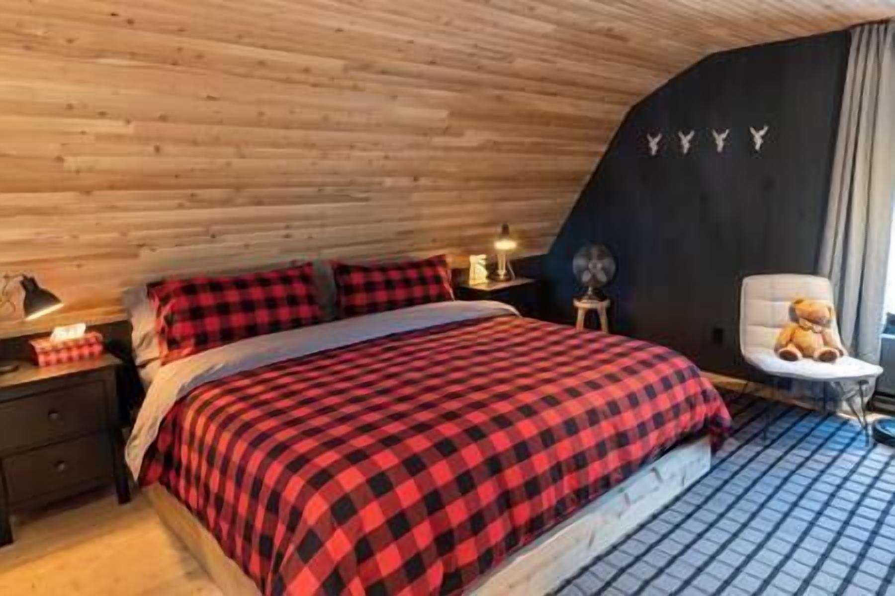 4 Schlafzimmer, Bügeleisen/Bügelbrett, Bettwäsche