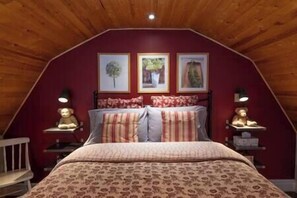 2 bedrooms, iron/ironing board, bed sheets - Charlevoix - Chalet Le St-germain (Saint-Aimé-des-Lacs)