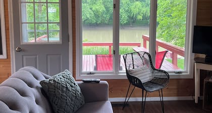 Little River House on Henry, on the serene banks of the Iroquois River