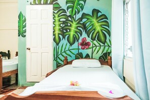 Comfort Room, Multiple Beds