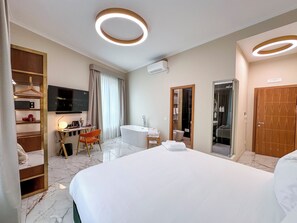 Traditional Suite | 1 bedroom, Frette Italian sheets, premium bedding, Select Comfort beds - Vespucci Palace (Rome)