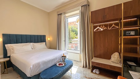 Superior Room | 1 bedroom, Frette Italian sheets, premium bedding, Select Comfort beds