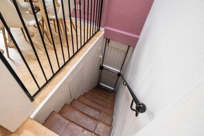 Interior entrance - Appartamento al Pratello  (Bologna)