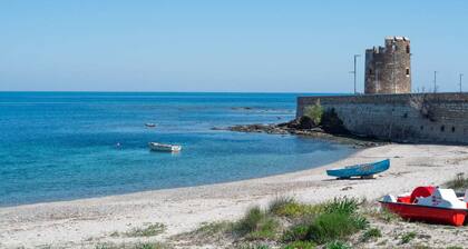 Splendid Detached Villa, Near the sea
