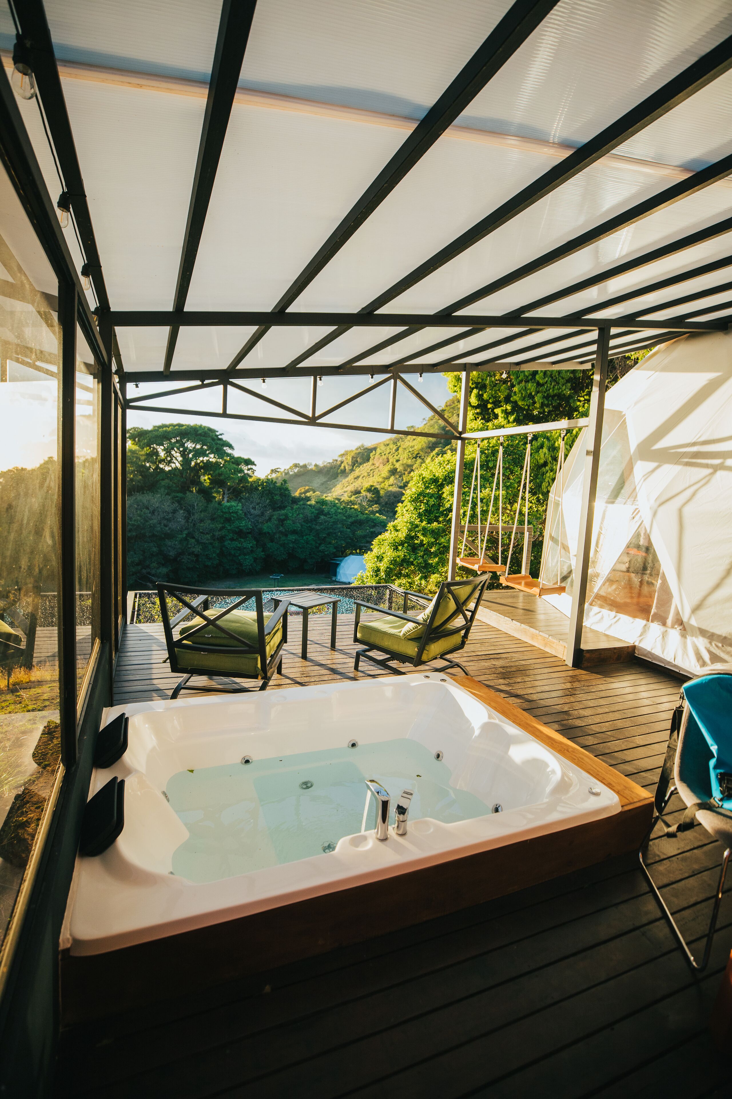 Deluxe huisje, uitzicht op bergen | Terras