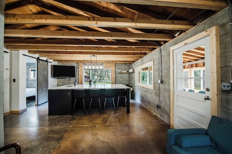 2 habitaciones, wifi gratis y ropa de cama