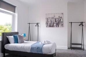 2 Schlafzimmer, Bügeleisen/Bügelbrett, kostenloses WLAN, Bettwäsche