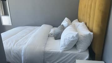 Lionshead En-Suite | 1 habitación, tabla de planchar con plancha, wifi gratis y ropa de cama