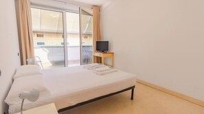 3 chambres, accès au Wi-Fi (inclus), literie fournie
