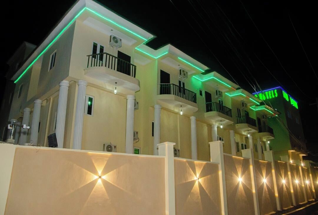 Fachada da propriedade