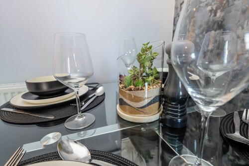 Relaxing Town House - Perfect for Exploring