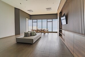 ロビー応接スペース