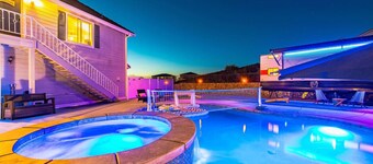 Retro Ranch-10bd-Pool-Hot Tub-Games-Pickleball