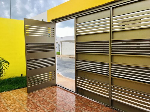 Bonita Casa Vacacional en Las Americas, Mérida